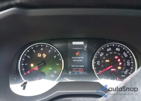 2022 Toyota Rav4 Xle z USA, uszkodzony, nr VIN 2T3W1RFV0NC203568